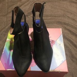 FALL IS HERE!! Free People Jeffrey Campbell Shoes